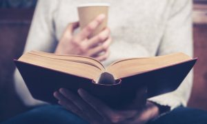 Минюст запретил читать Библию в кафе без разрешения