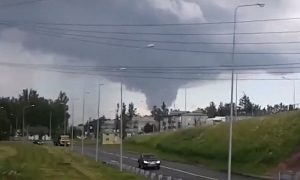 Аномальный смерч появился в Санкт-Петербурге