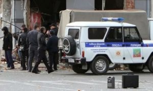 Опубликовано видео с места убийства полицейского в Дагестане