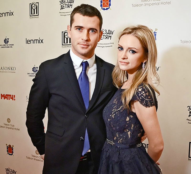 Фото александр кержаков с женой фото
