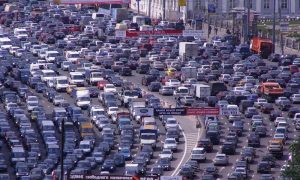 В России хотят запретить въезд в крупные города машин на бензине