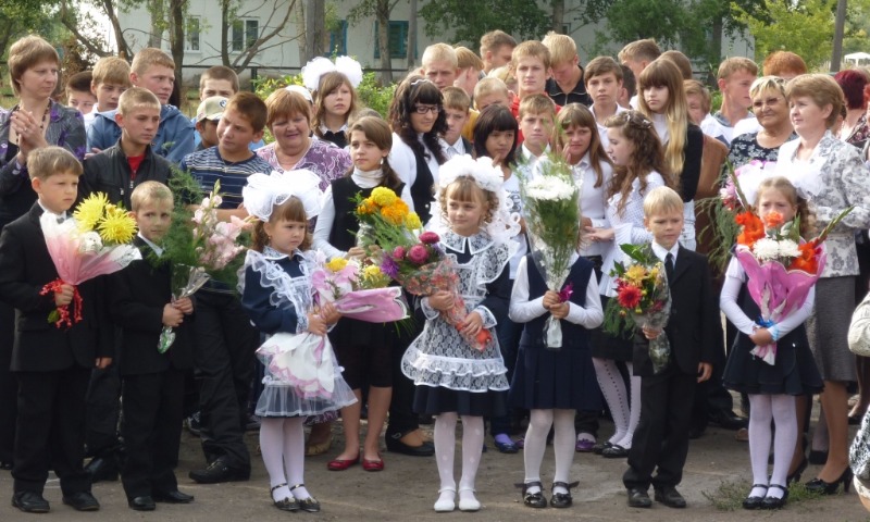 Сколько стоит собрать первоклассника в школу 