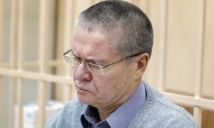 Читающий Чехова Улюкаев обвинил Сечина и ФСБ в провокации