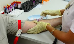 Кабмин России признал анализ крови поводом для лишения прав