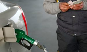 Цена на бензин в 2018 году превысит психологическую отметку в 40 рублей