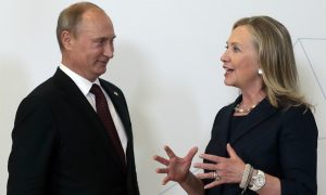 Расширение НАТО и Болотная: Хиллари Клинтон заявила, что Путин имеет к ней личные счеты