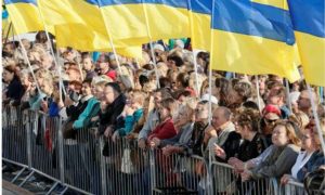 Оголтелый национализм и коррупция: Le Monde рассказала европейцам о современной Украине
