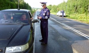 «Антинавальный»: в Крыму сотрудники ГИБДД проверяют водителей на причастность к протестам