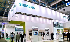 Будем работать с Россией: Siemens проигнорировал скандал и санкции ЕС