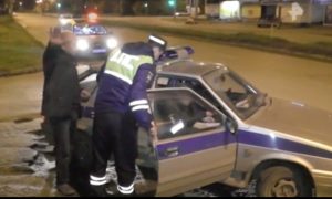 Полиция гонялась по Кирову за пьяным водителем в «беспилотном» автомобиле