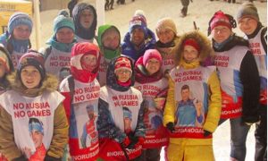 Трогательно до слез: дети поддержали российских спортсменов, надев майки с их фото