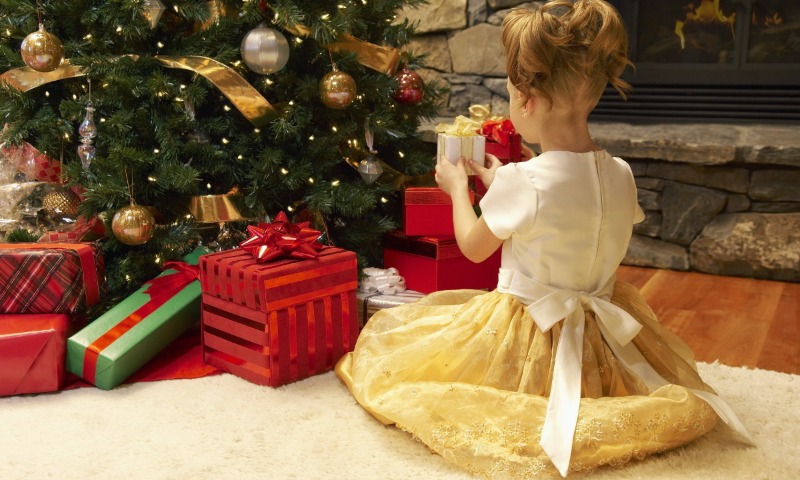 Названы самые популярные подарки детям от родителей на Новый год 