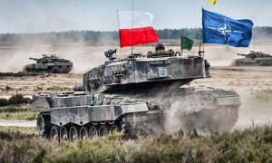 Шойгу: НАТО развернуло в Польше и Прибалтике наступательную группировку войск