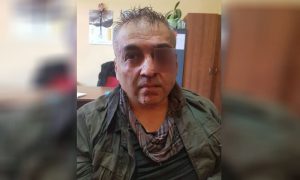 Полицейский с гранатой ограбил банк в Ереване