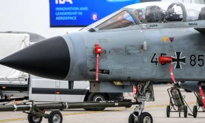 Немецкие летчики увольняются: не хотят воевать с Россией