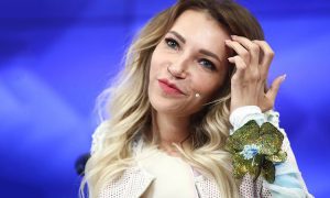 «Ее не остановить»: Самойлова снова собралась на «Евровидение»