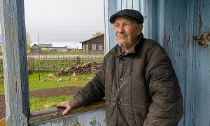 Одинокий пенсионер из Коми пожертвовал детям миллион – он копил его 64 года