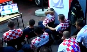 Хорватские пожарные получили вызов за минуту до конца матча с Россией