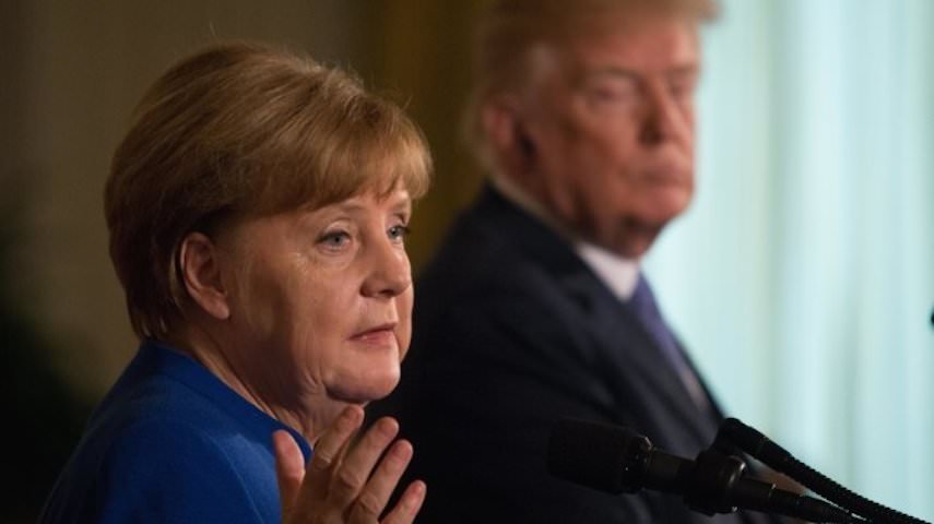 Меркель поставила на место унизившего ее Трампа Меркель поставила на место унизившего ее Трампа