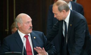 Зарплаты в Белоруссии стали больше, чем в России