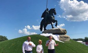 Илья Муромец - украинец: Кличко открыл памятник богатырю в Киеве