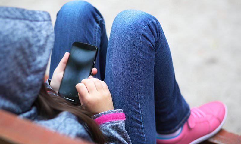 Исследование подтвердило опасность смартфонов для психики детей 