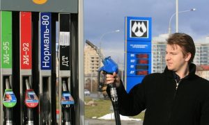 Независимые АЗС заявили о готовности продавать бензин по 30 рублей за литр