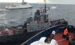 Украинский катер пытался устроить провокацию  у Крымского моста