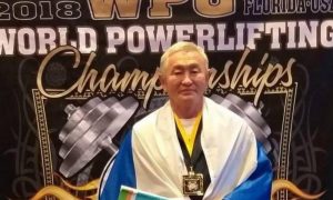 71-летний житель Якутии победил на ЧМ по пауэрлифтингу в США