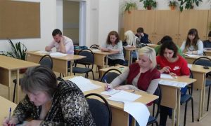 Больше половины российских учителей провалили тест по математике