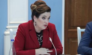 Уголовное дело не помешало министру Быковской выйти на свободу и приступить к делам