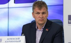 Депутат предложил простить всем россиянам долги за ЖКХ
