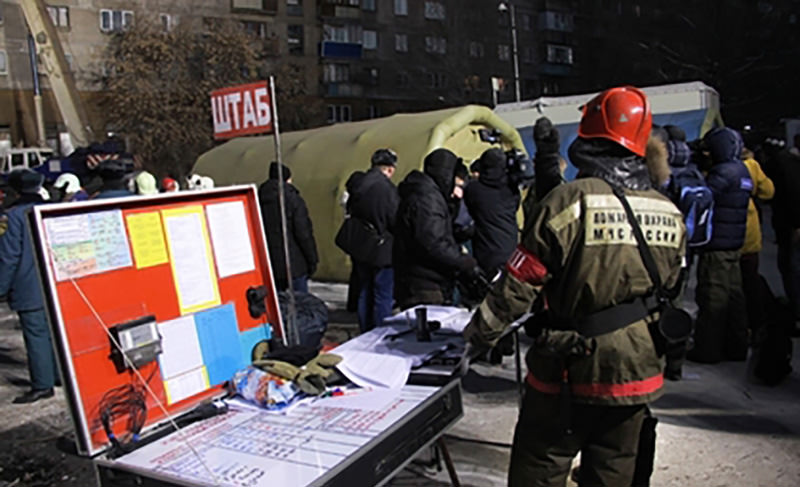 Спасатели нашли тело 14 погибшего при взрыве в Магнитогорске 