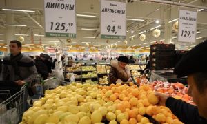 Журналистка Forbes назвала лимоны признаком роскоши и богатства для россиян