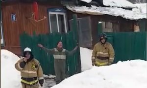 Уфимка вызвала пожарных для спасения своей 