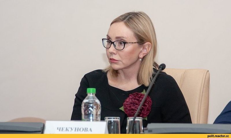 Замгубернатора предложила бедным покупать слабительное, которого нет 20 лет Замгубернатора предложила бедным покупать слабительное, которого нет 20 лет