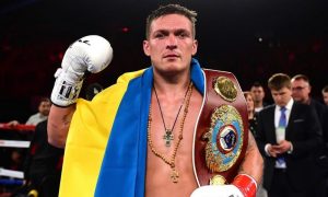 Украинец Усик потерял звание чемпиона мира после отказа бороться с россиянином