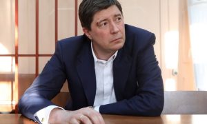 ФСБ задержала главного акционера банка «Югра» за хищение семи миллиардов рублей