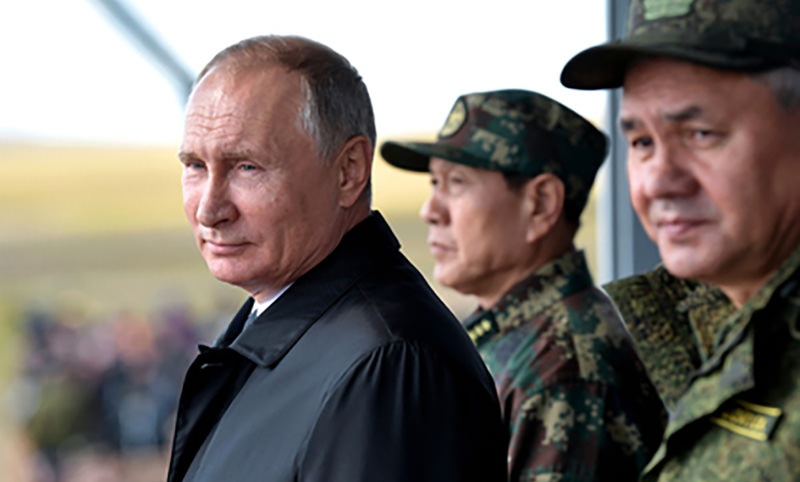 Путин заявил об уходе  в прошлое службы  по призыву 