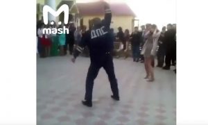 В Кабардино-Балкарии сотрудник ДПС устроил танцы и открыл стрельбу на свадьбе
