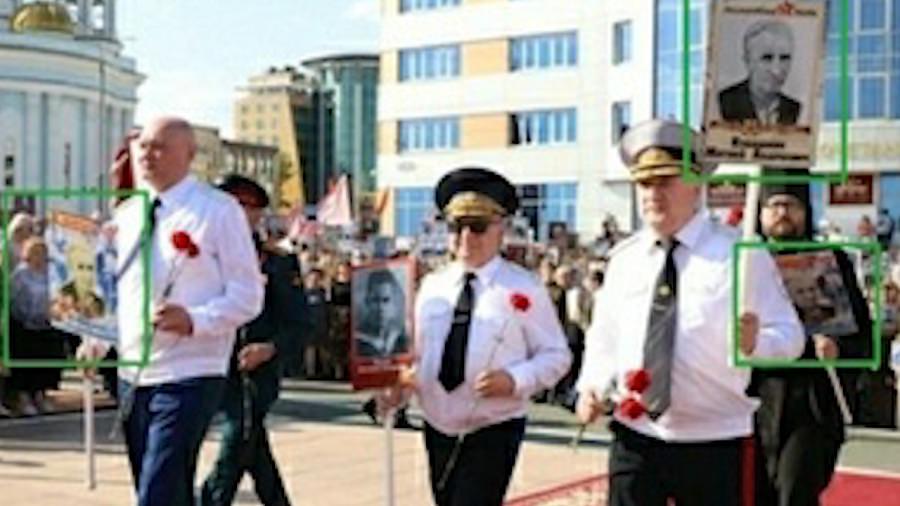 В Мордовии глава МВД, прокурор и епископ пришли на акцию «Бессмертный полк» с фотографией одного и того же ветерана 