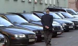 Чиновников Забайкальского края лишили служебных автомобилей