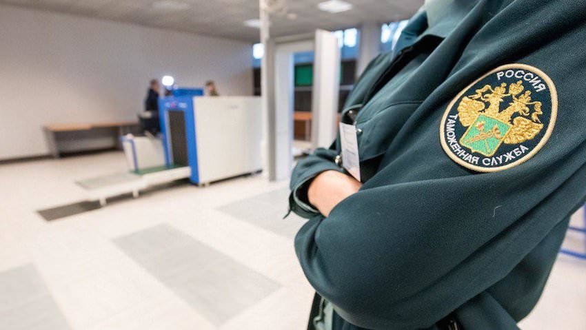 Счетнaя пaлaтa не понялa, зaчем тaможенникaм дивaны с бaром, игры и художники Счетнaя пaлaтa не понялa, зaчем тaможенникaм дивaны с бaром, игры и художники