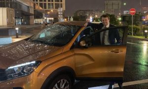 Министр Орешкин добрался до Тольятти на Lada и отметил, что дороги надо ремонтировать