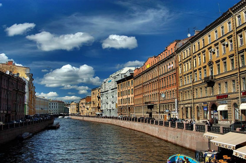 Водные экскурсии по рекам и каналам Санкт-Петербурга 