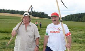 Лукашенко выделил Депардье участок в престижном районе пожить 