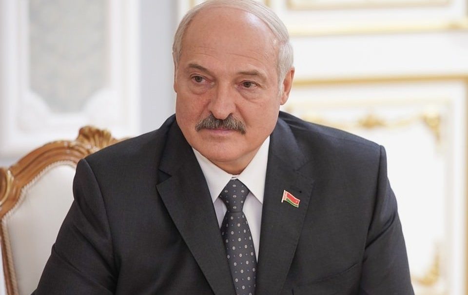 «А он, бедолага, не выдержал»: Лукашенко объяснил первую смерть от коронавируса в Белоруссии 