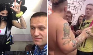 Навальный устроил шумную вечеринку после вынесения приговоров соратникам