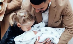 59-летняя мама Тимати сделала первое тату в честь рождения внука