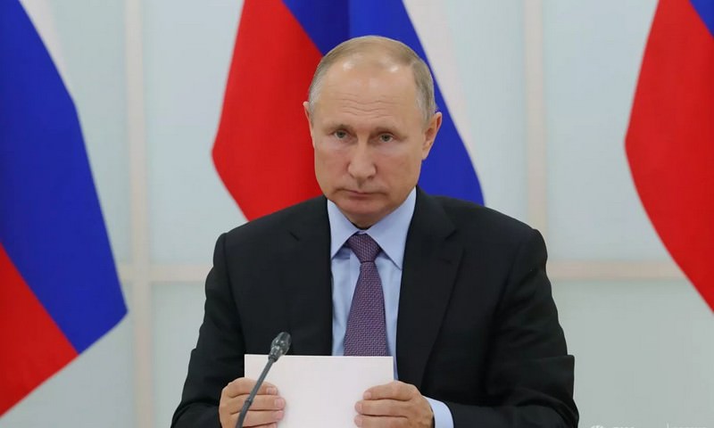 Путин поручил ввести уголовное наказание за пропаганду наркотиков в Сети 